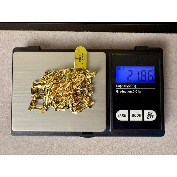 Sparkling Moissanite Ying Yang Pendant & 23.5" Figaro - Picture 7 of 11